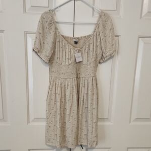 American Eagle Outfitters Cream Floral Top